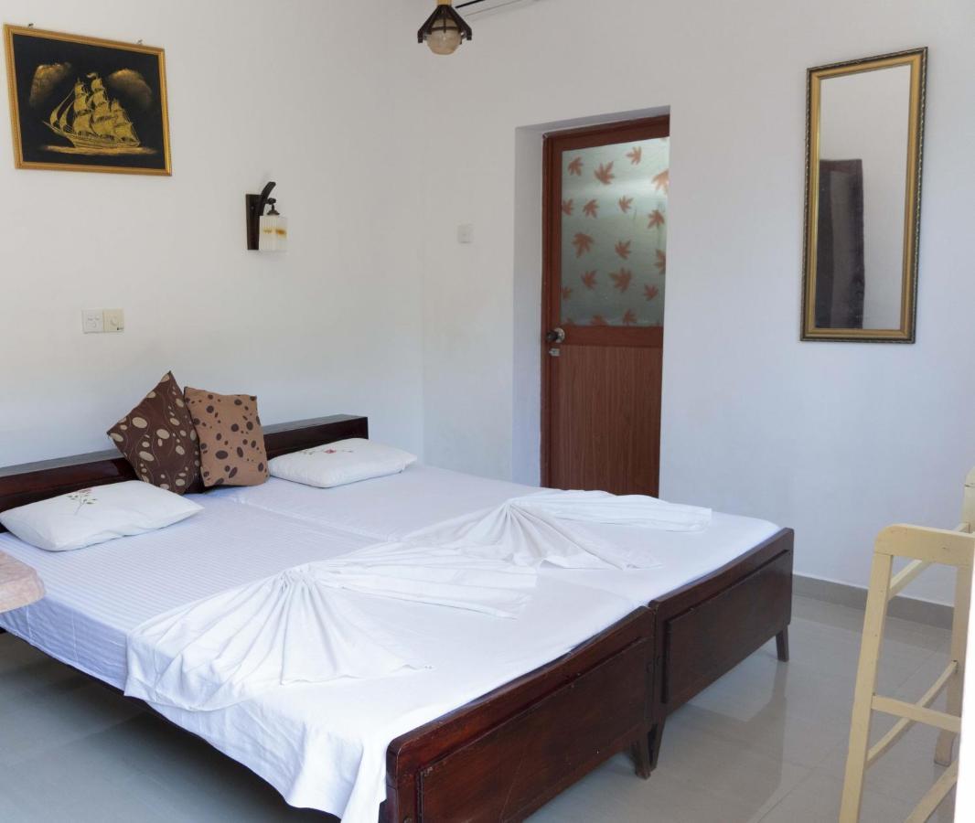 The Catipe Lodge ฮิกคาดูวา ภายนอก รูปภาพ
