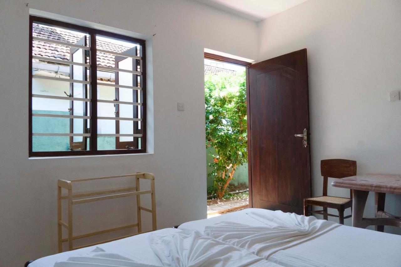 The Catipe Lodge ฮิกคาดูวา ภายนอก รูปภาพ