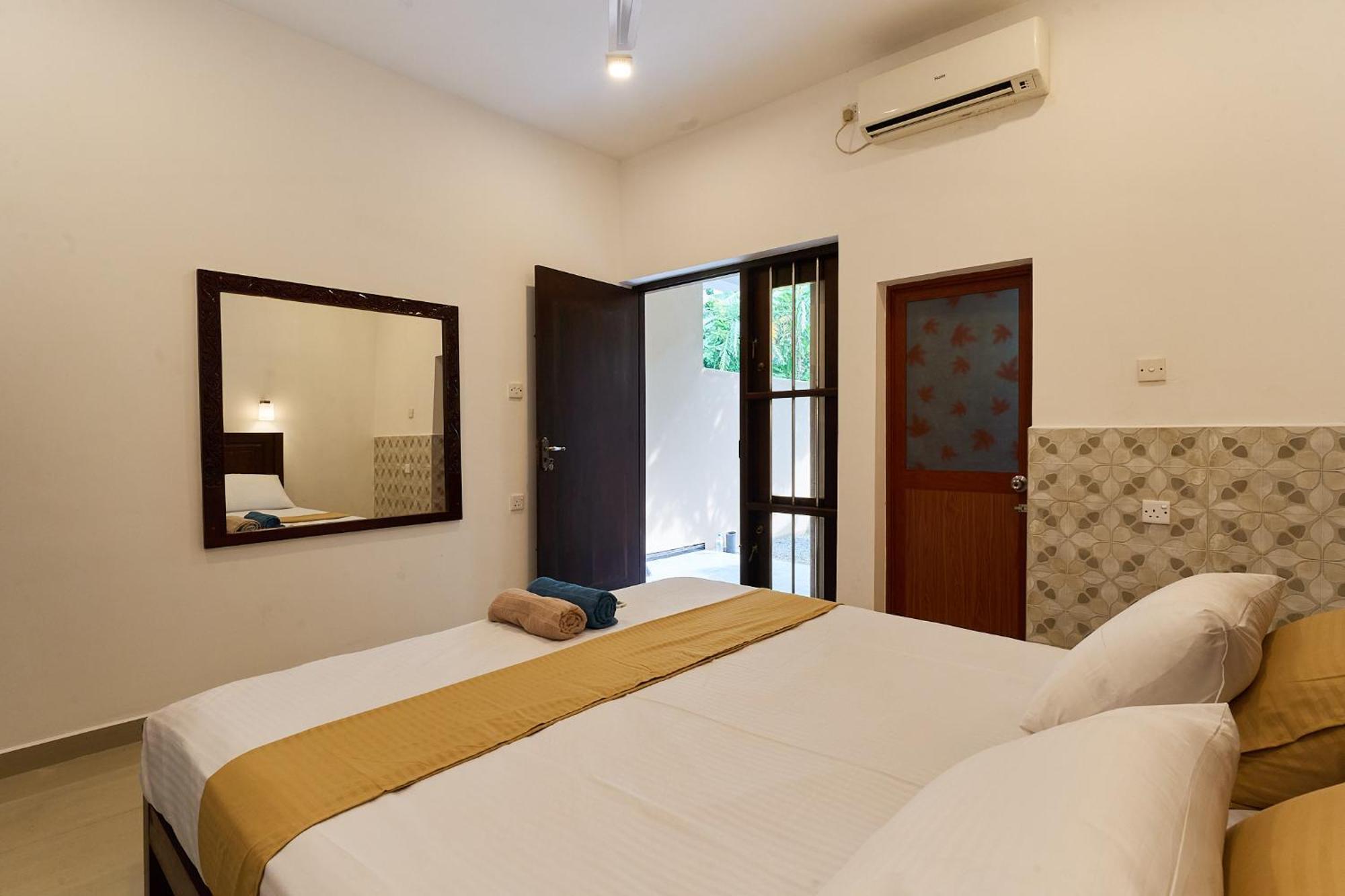 The Catipe Lodge ฮิกคาดูวา ภายนอก รูปภาพ